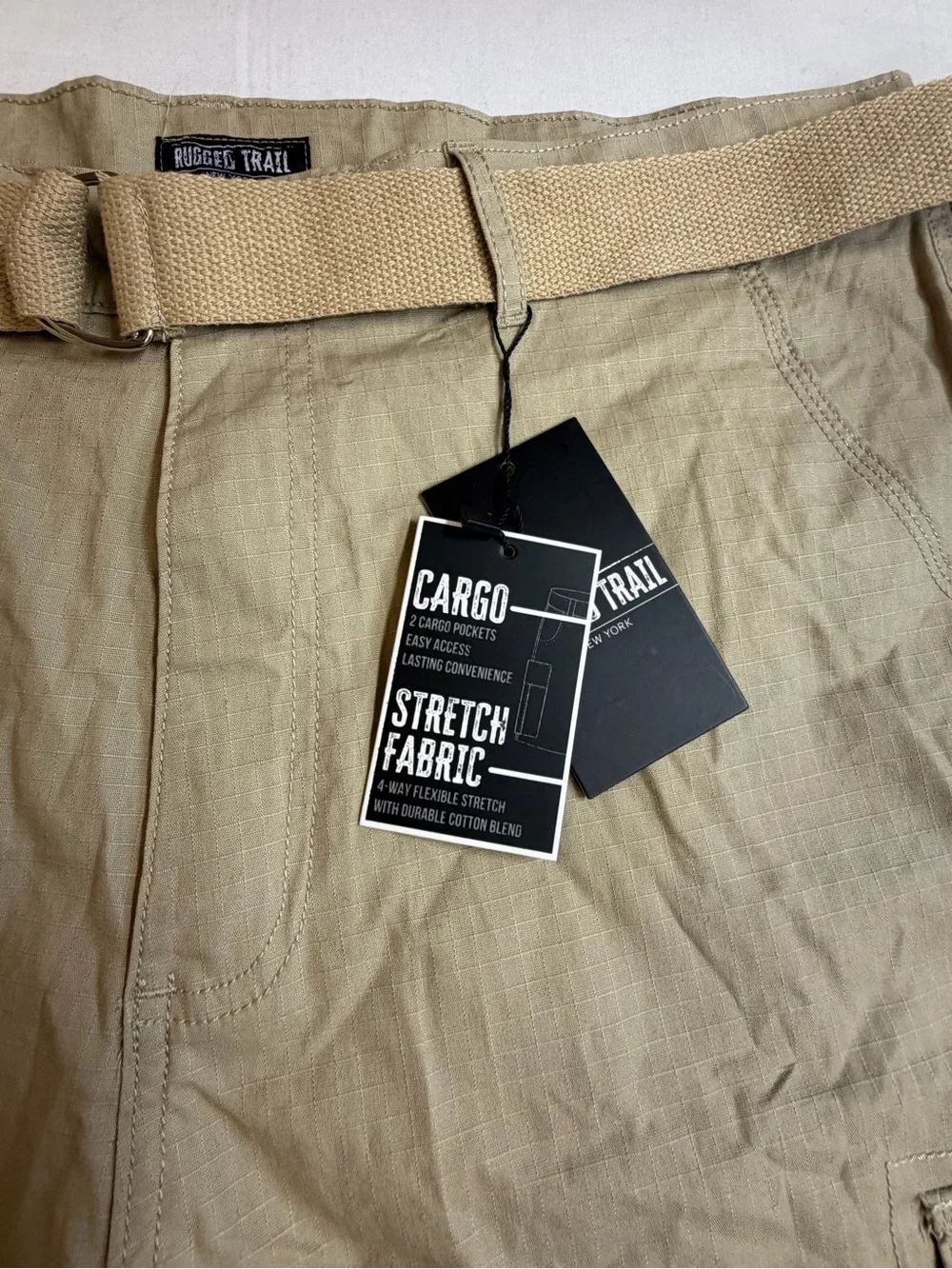 Men's Cargo Stretch Shorts in Khaki